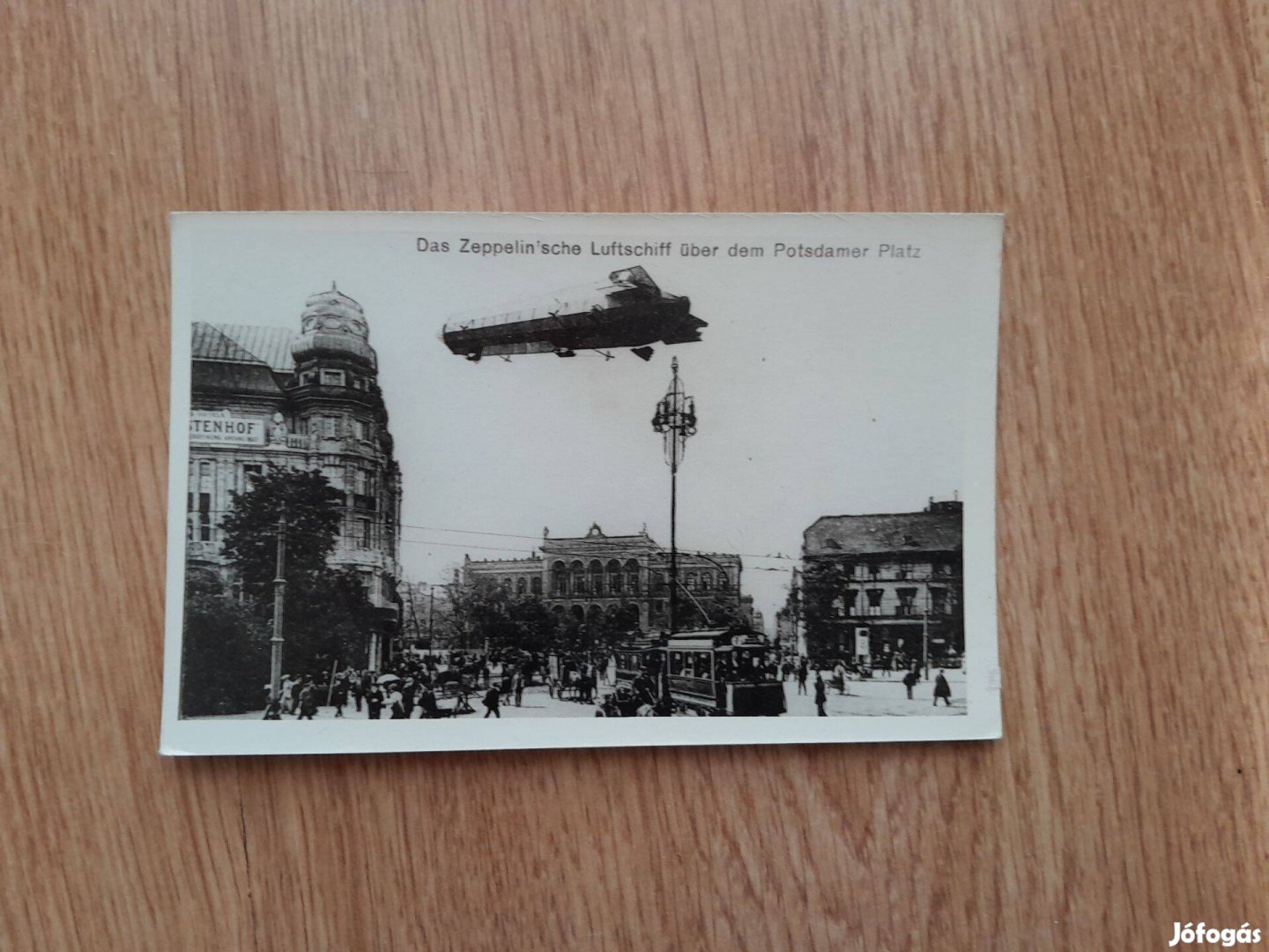 Régi fotó Zeppelin Berlin felett
