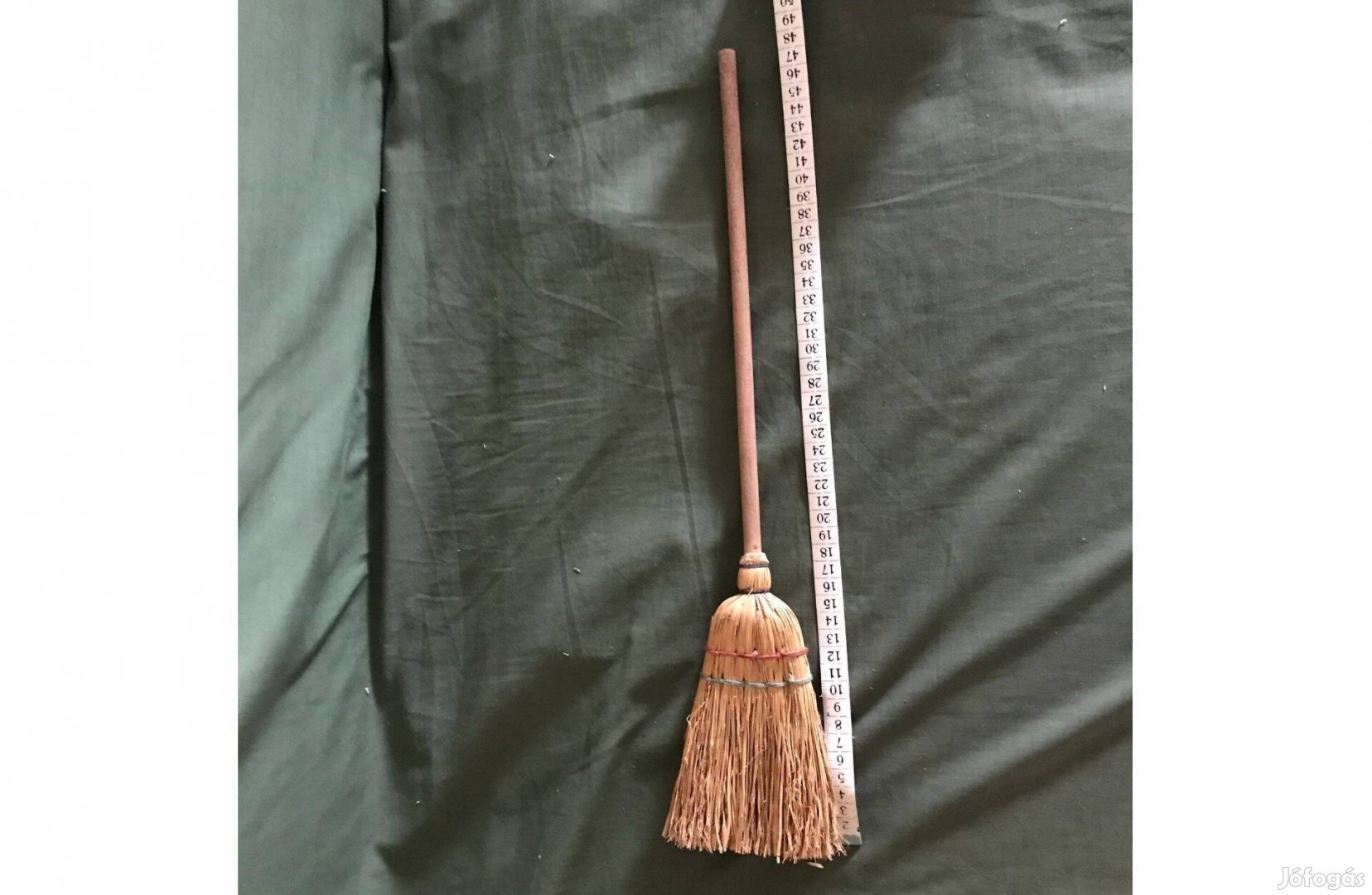 Régi játék cirok seprű