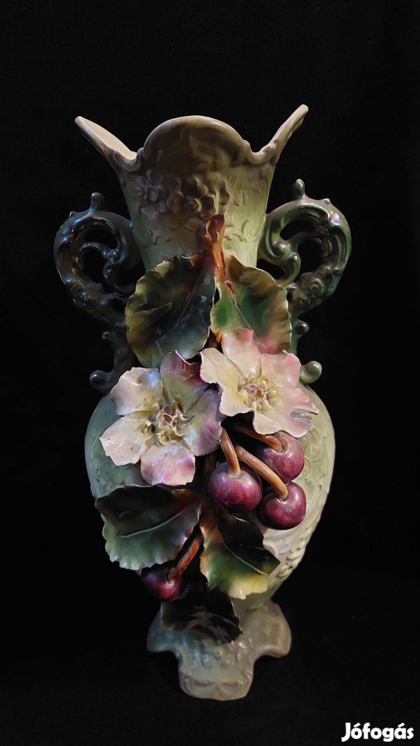 Régi jelzett váza gyümölcsökkel