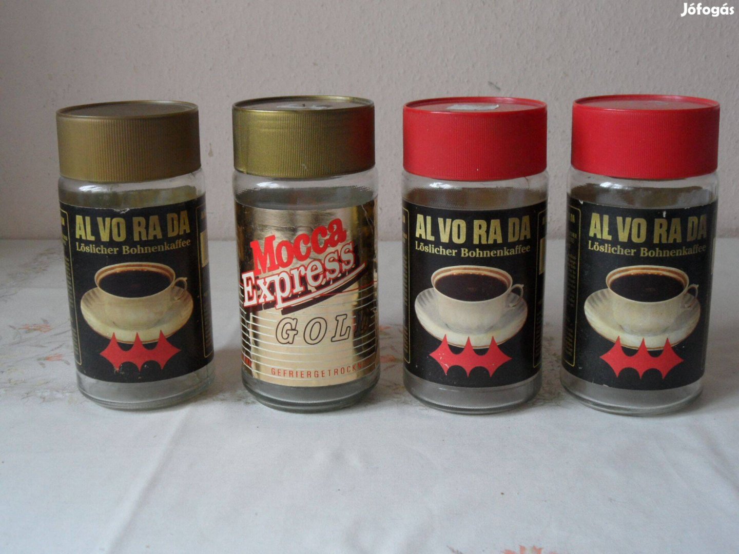 Régi kávés üvegek 4 db.