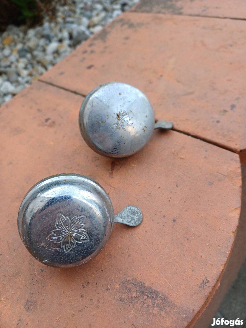 Régi kerékpár csengő.