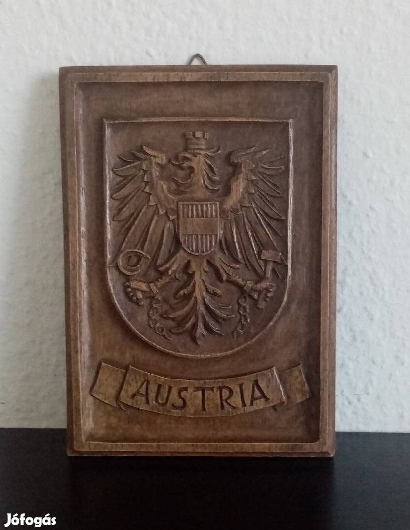 Régi kézzel faragott, Ausztria címere (falidísz) eladó 