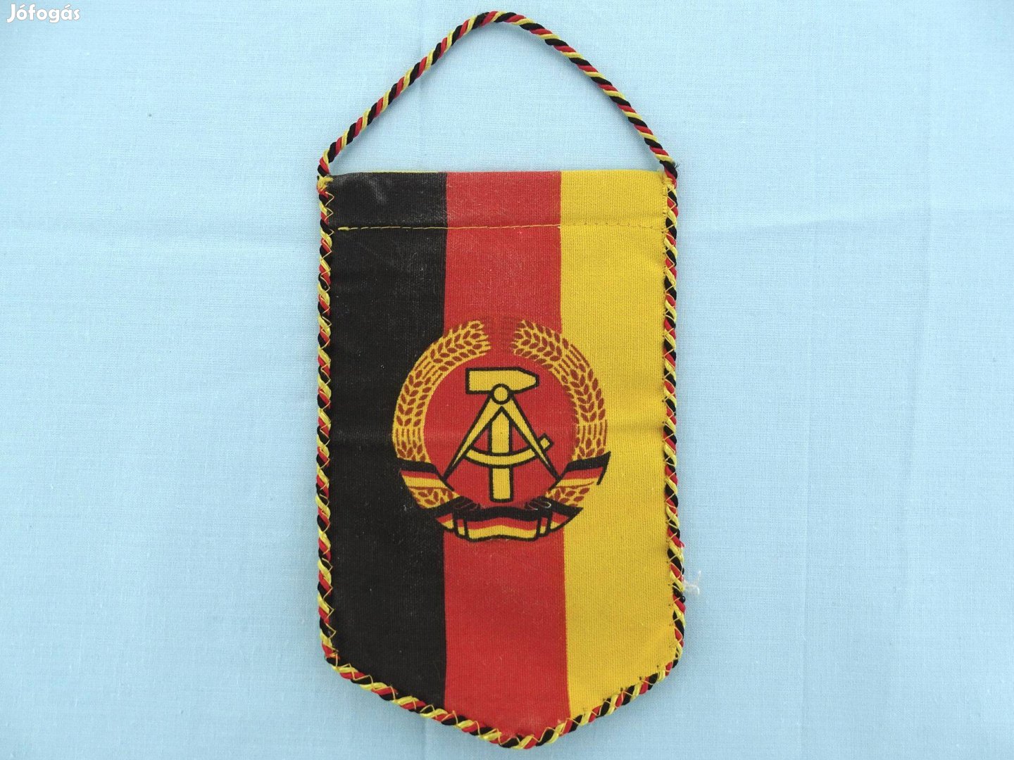 Régi kis NDK zászló Trabant Wartburg visszapillantó tükörre
