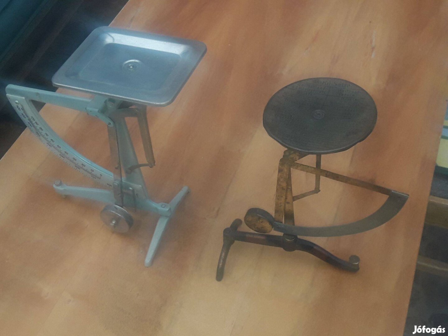 Régi levélmérlegek 250 és 500 grammos levélmérleg