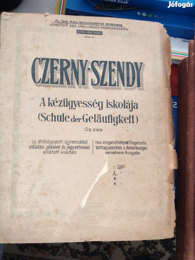 Régi magyarnotask önyvekesoperett kottaskönyvek