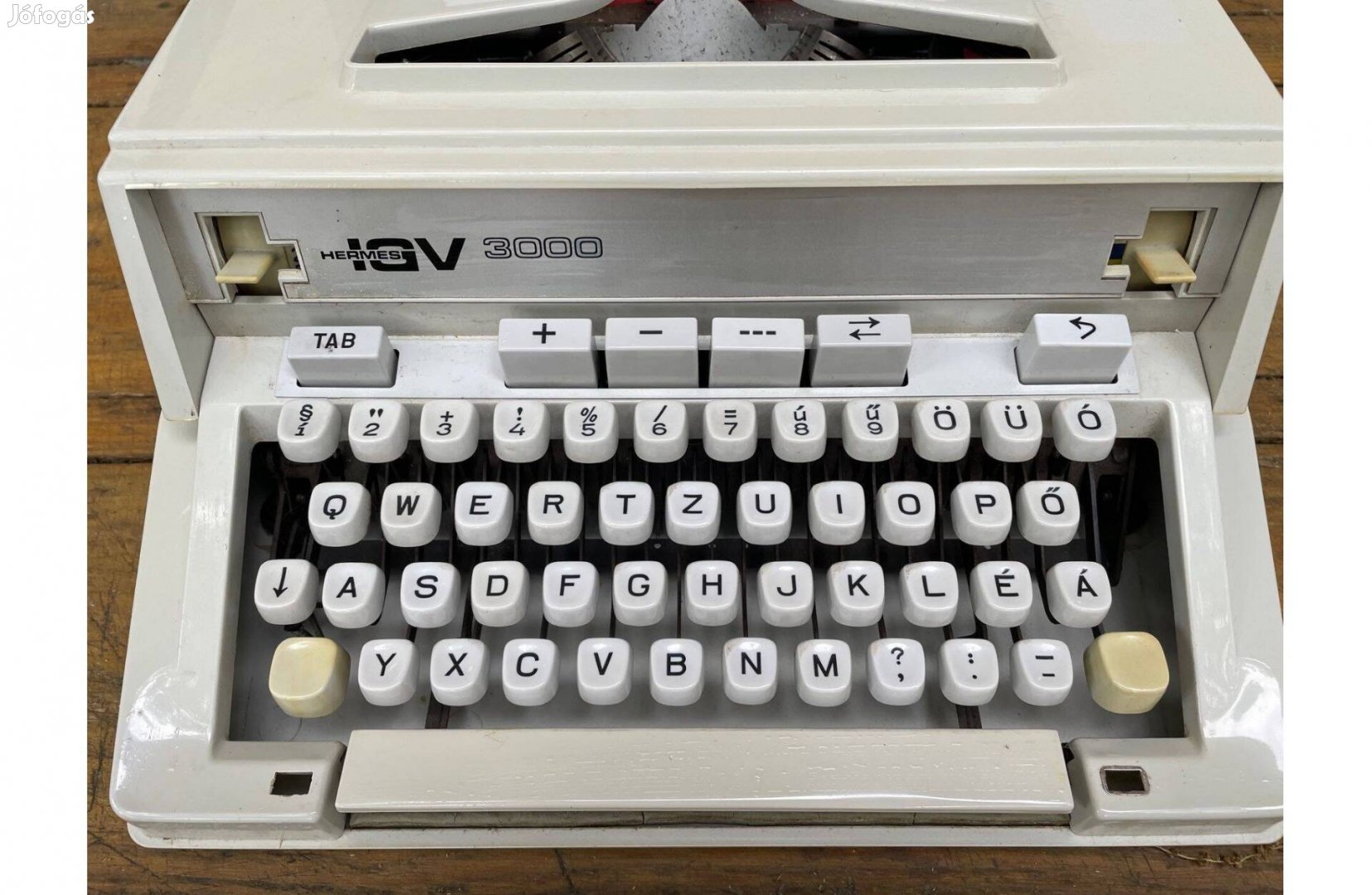Régi mechanikus Hermes IGV 3000 táska írógép, retro műszaki régiség