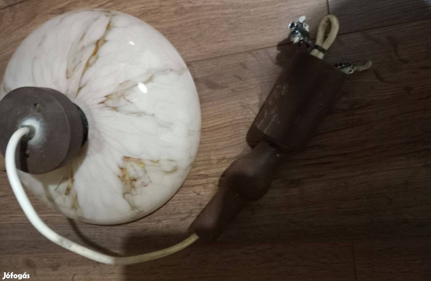 Régi mennyezeti lámpa