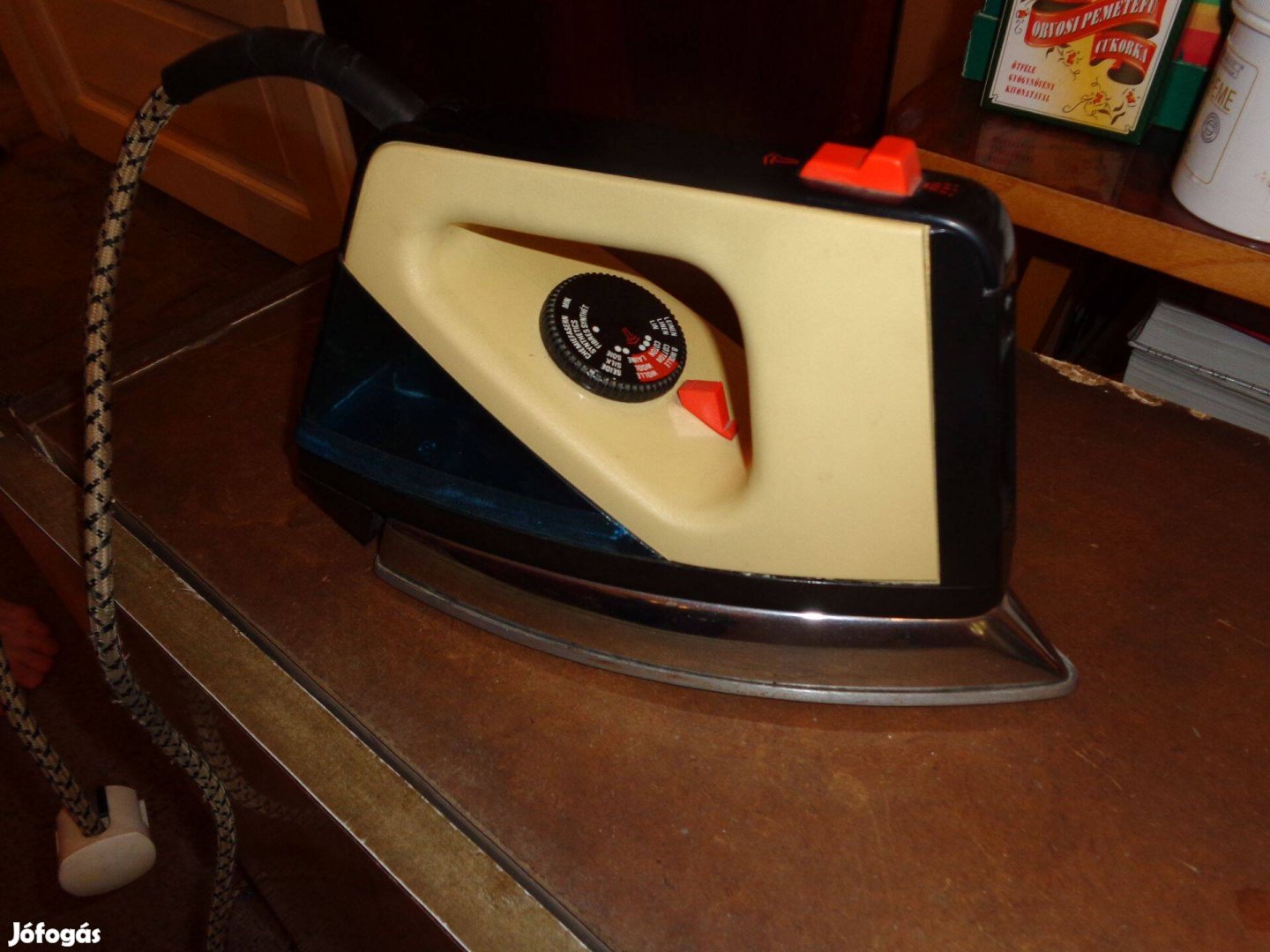 Régi működőképes vasalók