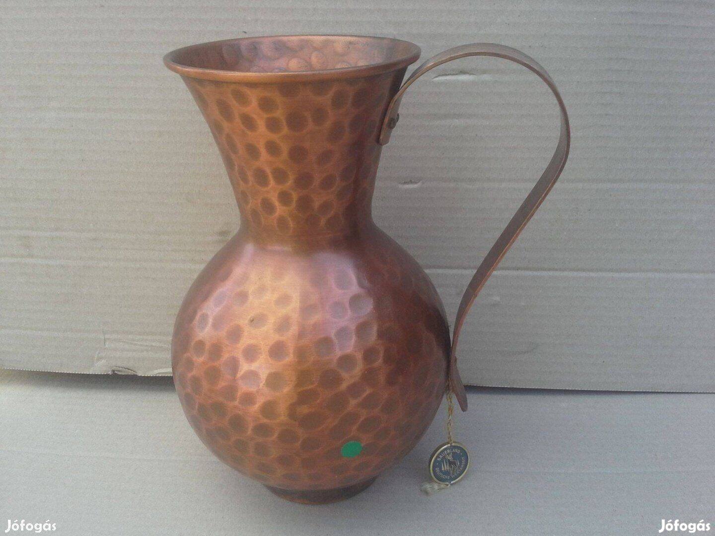 Régi német jelzett Gekra kézzel készített bronz váza kiöntő