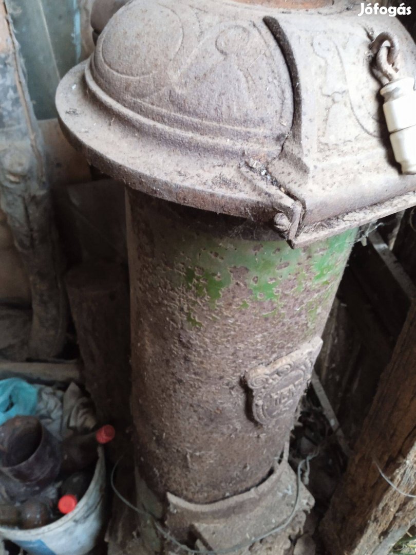 Régi öntöttvas hengerkályha