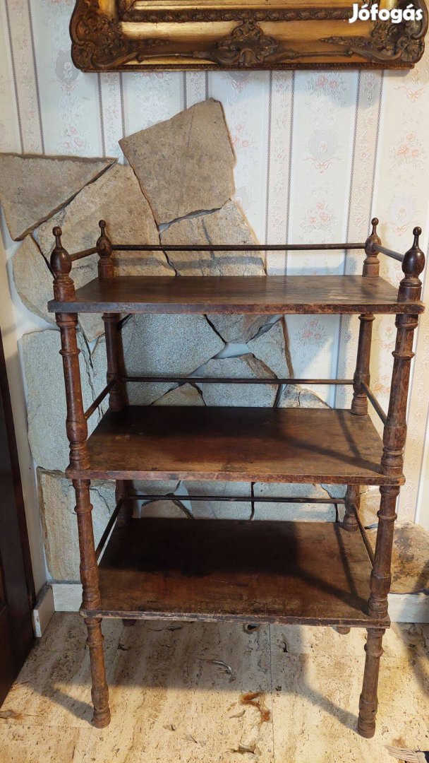 Régi polc, etagere