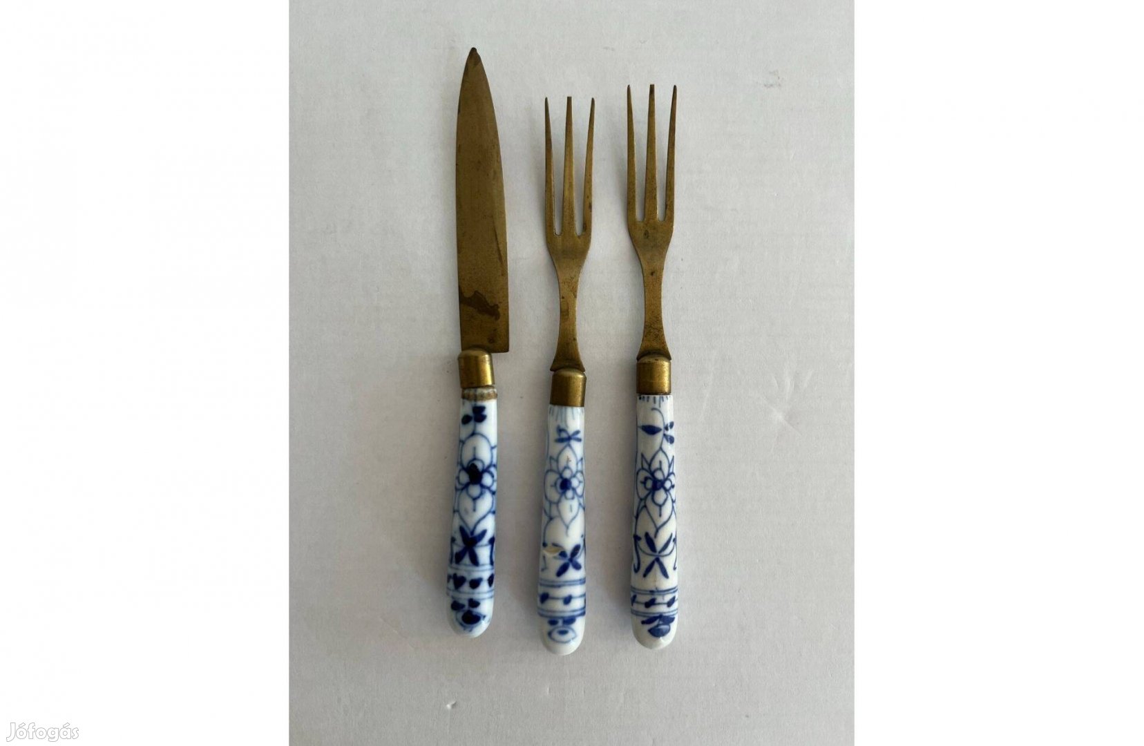 Régi porcelán nyelű hagymamintás evőeszköz, kés, süteményes