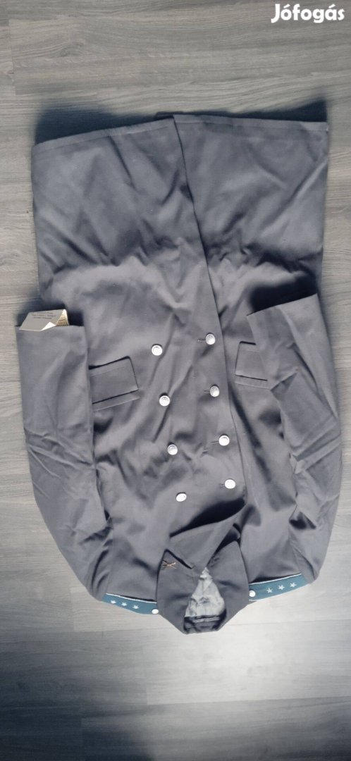 Régi rendőrségi kabát