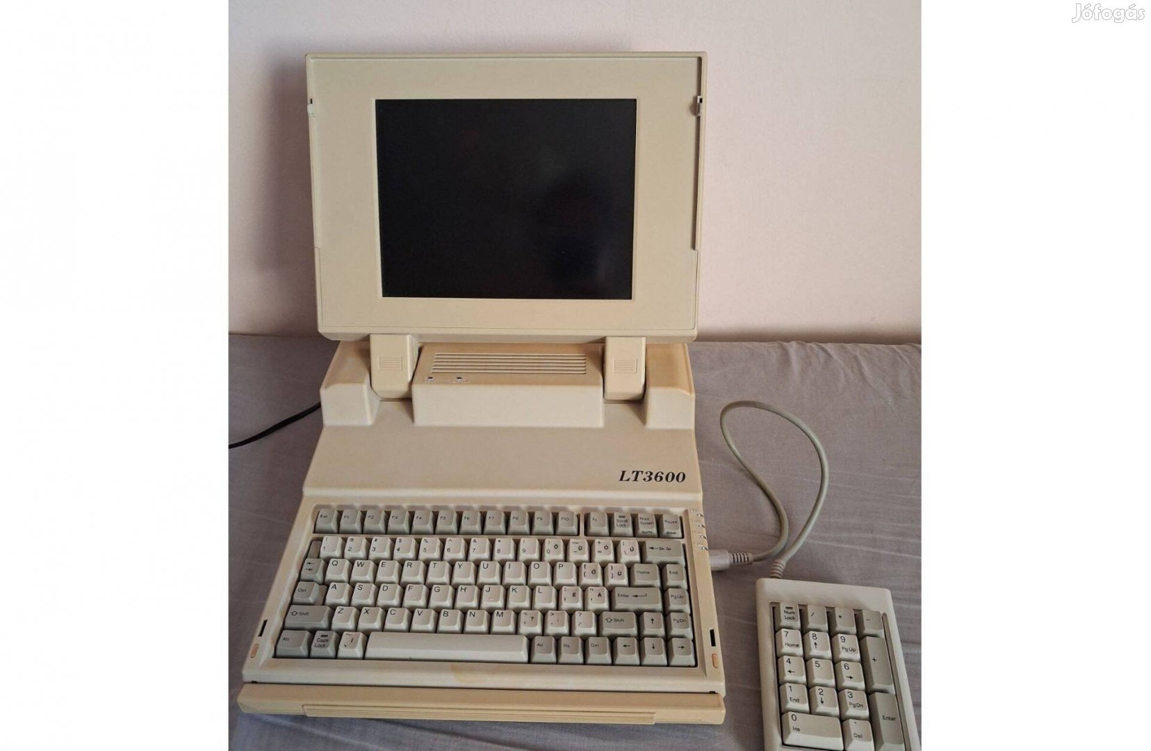 Régi retro 286-os laptop hangkártyával
