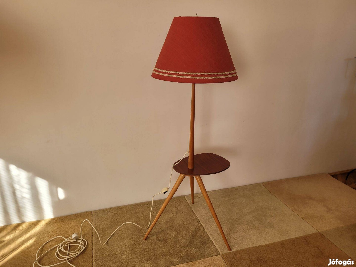 Régi retro Iparművészeti 3 lábú állólámpa lerakó asztallal mid century