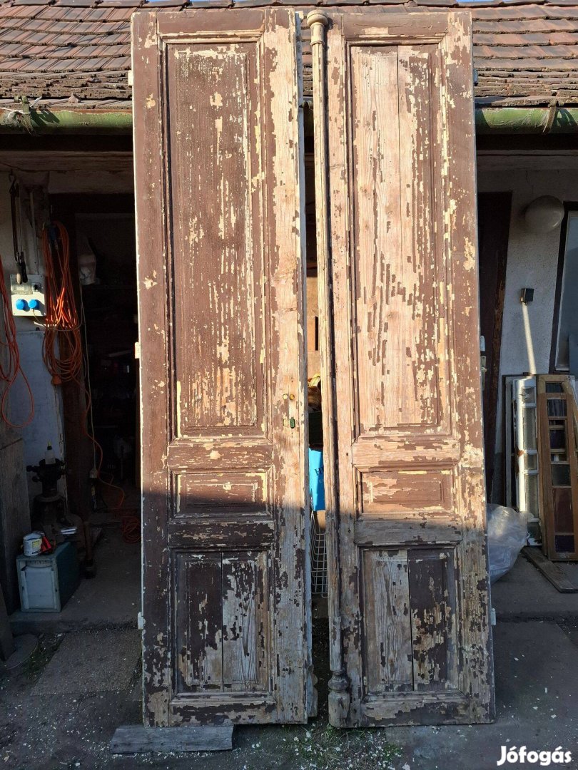 Régi retro ajtó