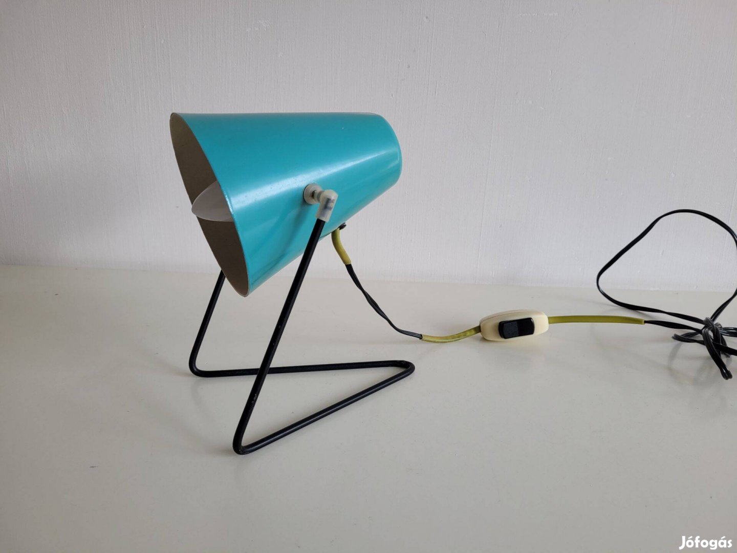 Régi retro fémvázas zöld lámpa mid century éjjeli lámpa