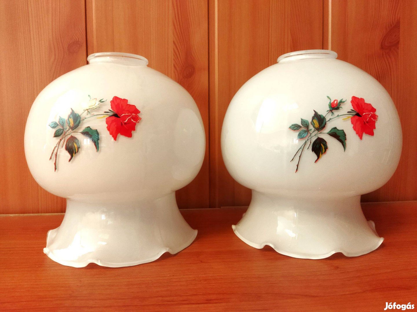 Régi retró fordos szélű üveg lámpabúra rózsamintás 2 db