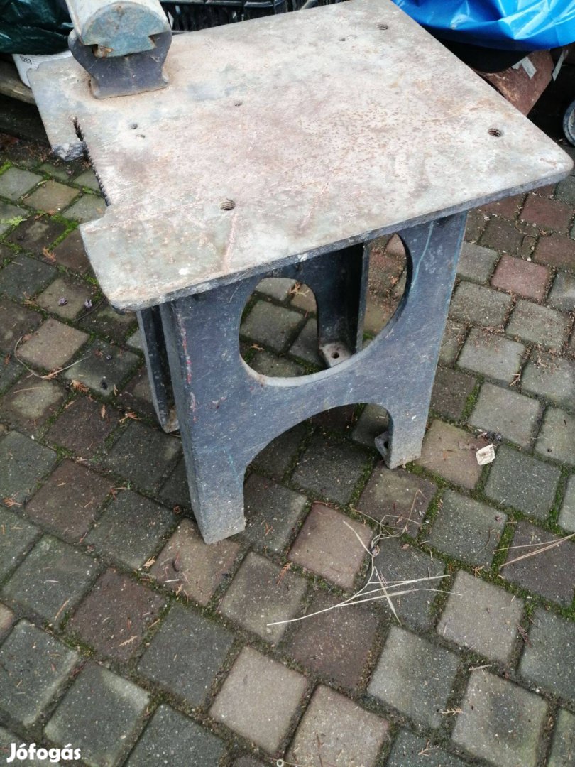 Régi retro gépállvány vas állvány
