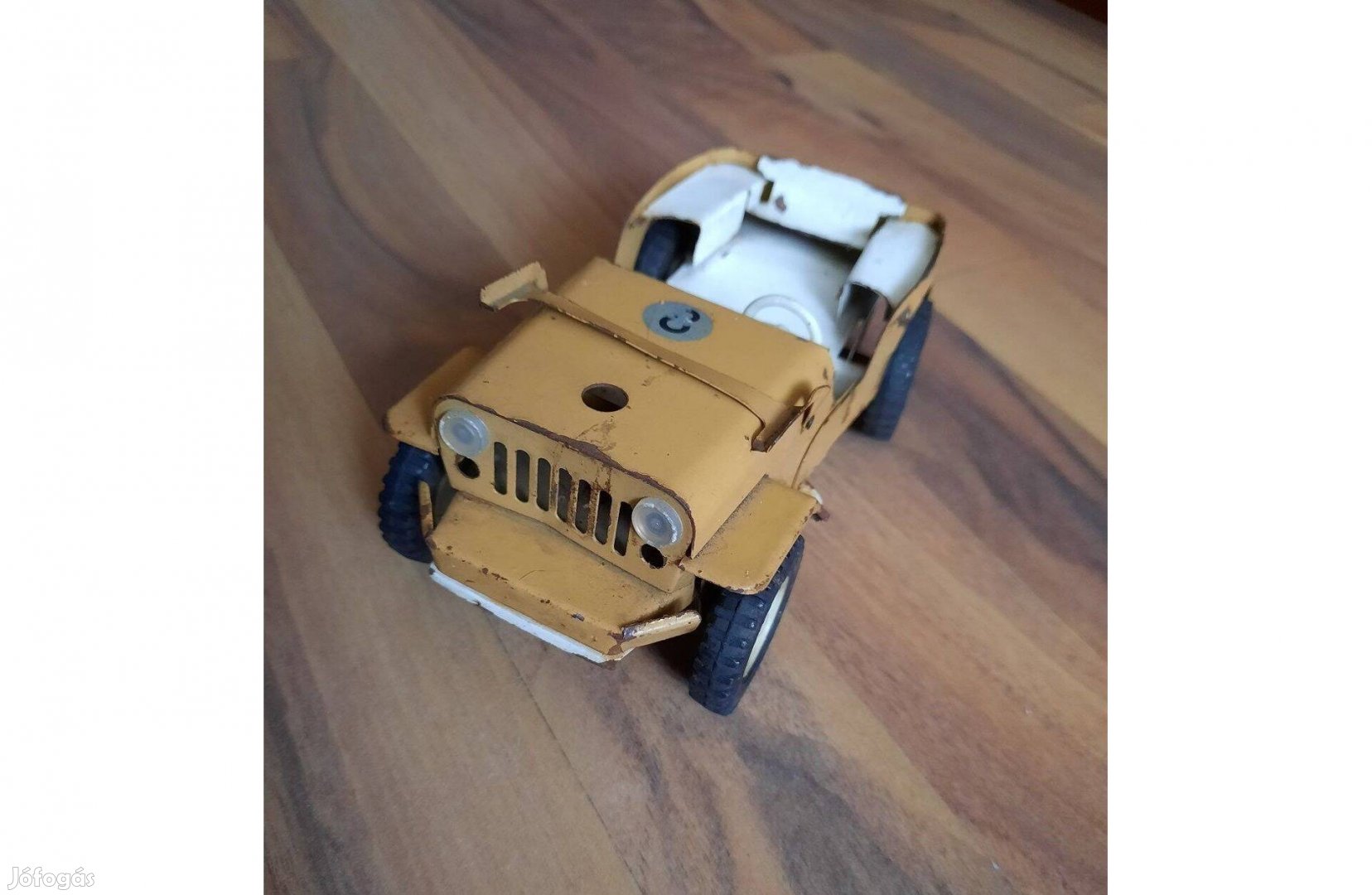 Régi retro játék autó jeep lemez