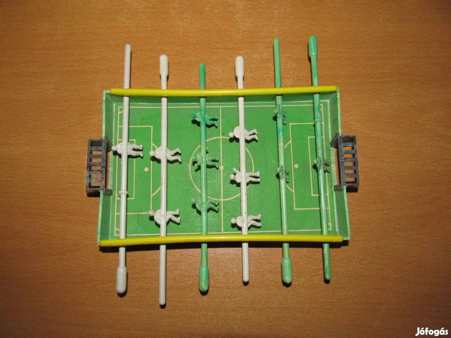 Régi retró mini csocsó asztal, keretméret 10 x 15 cm, trafikárú