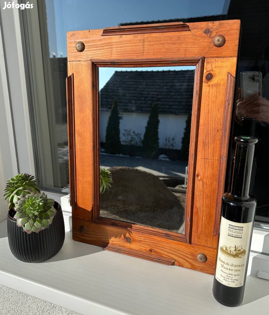 Régi rusztikus, fa keretes falitükör