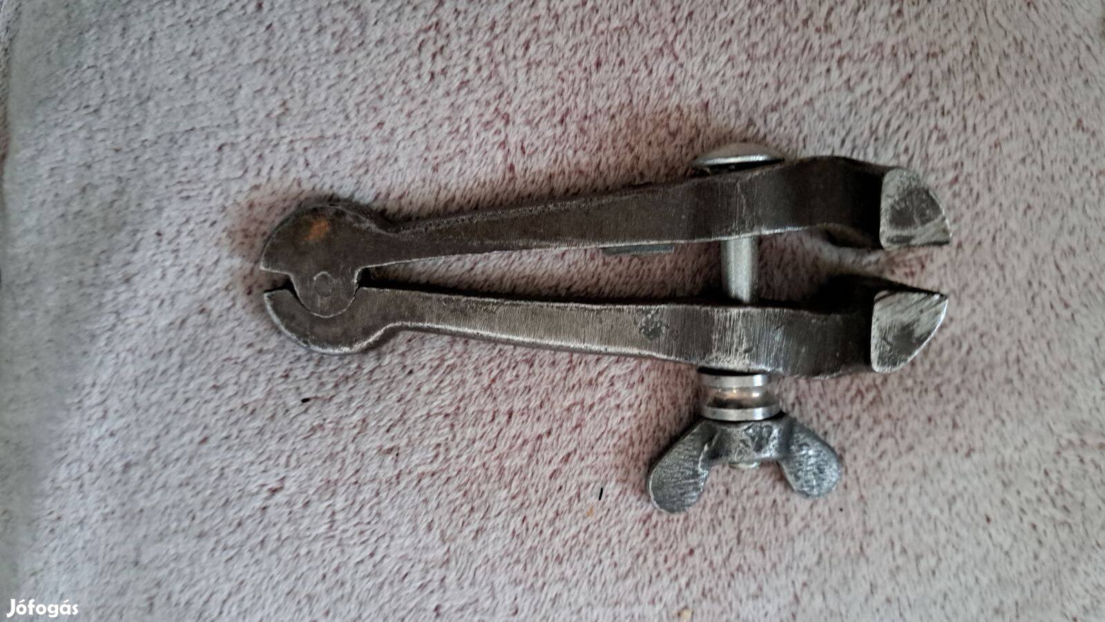 Régi sikattyú kézi satu párhuzamszorító 1