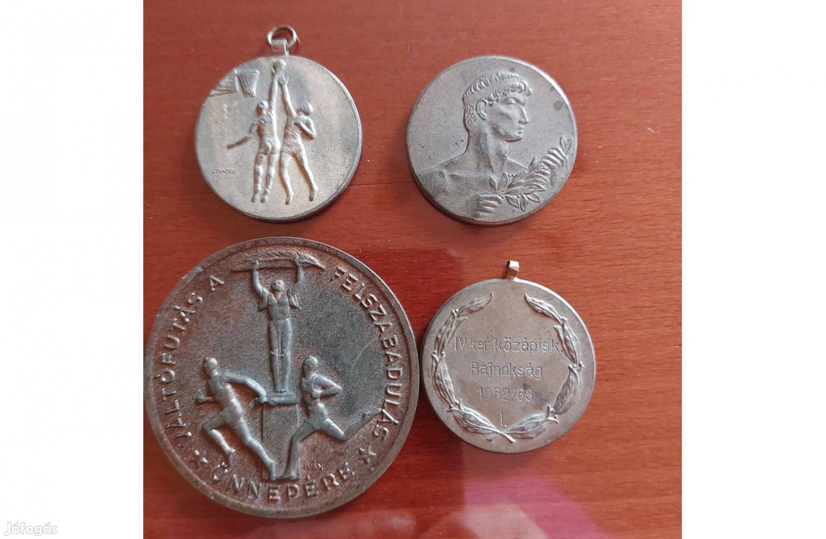 Régi sport érmék, 4 db egyben