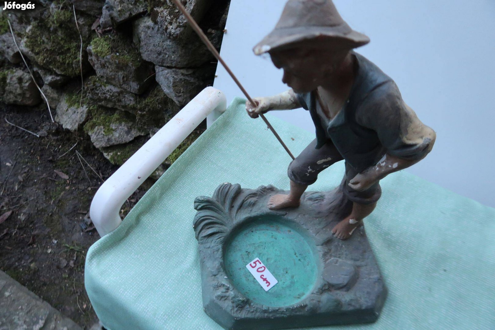 Régi századfordulós gipsz horgászó fiucska 50 cm-es