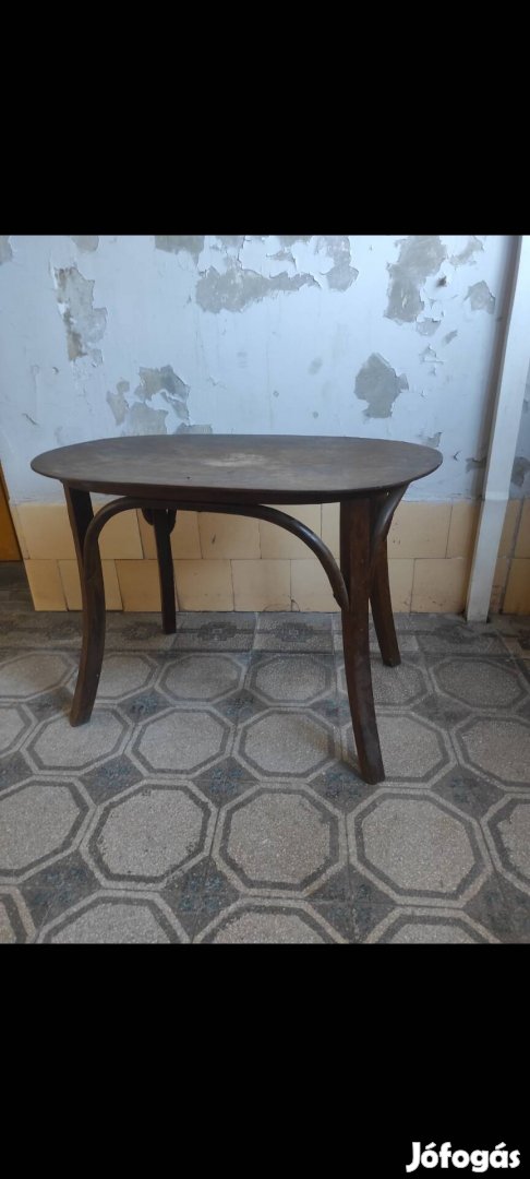 Régi thonet asztal 