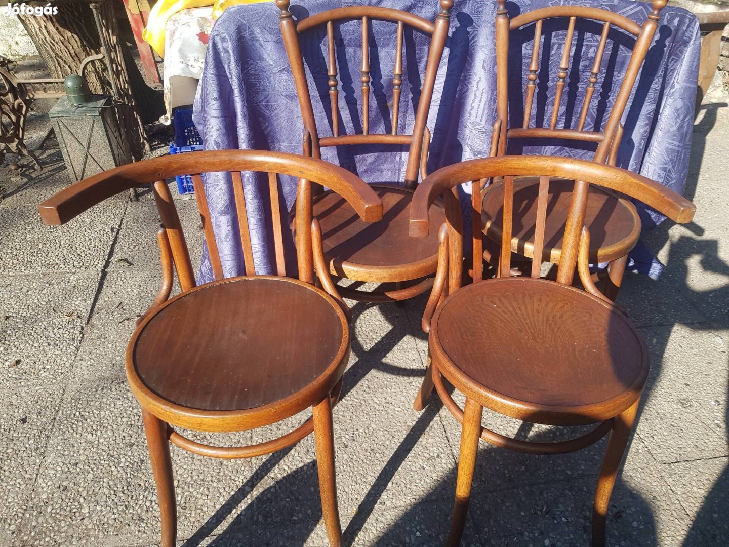 Régi thonet székek