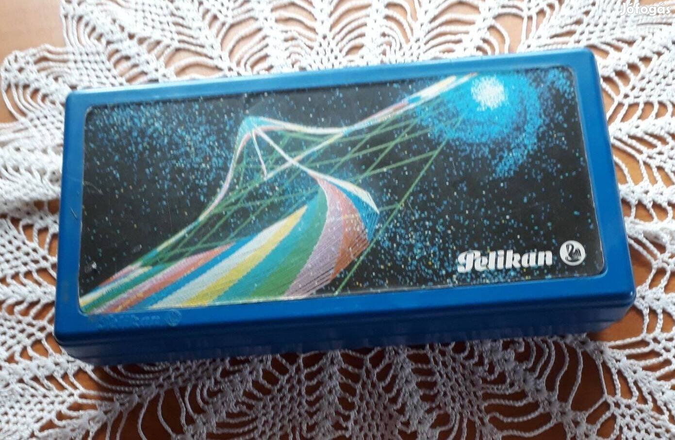 Régi tolltartó, nagyon szép állapotban