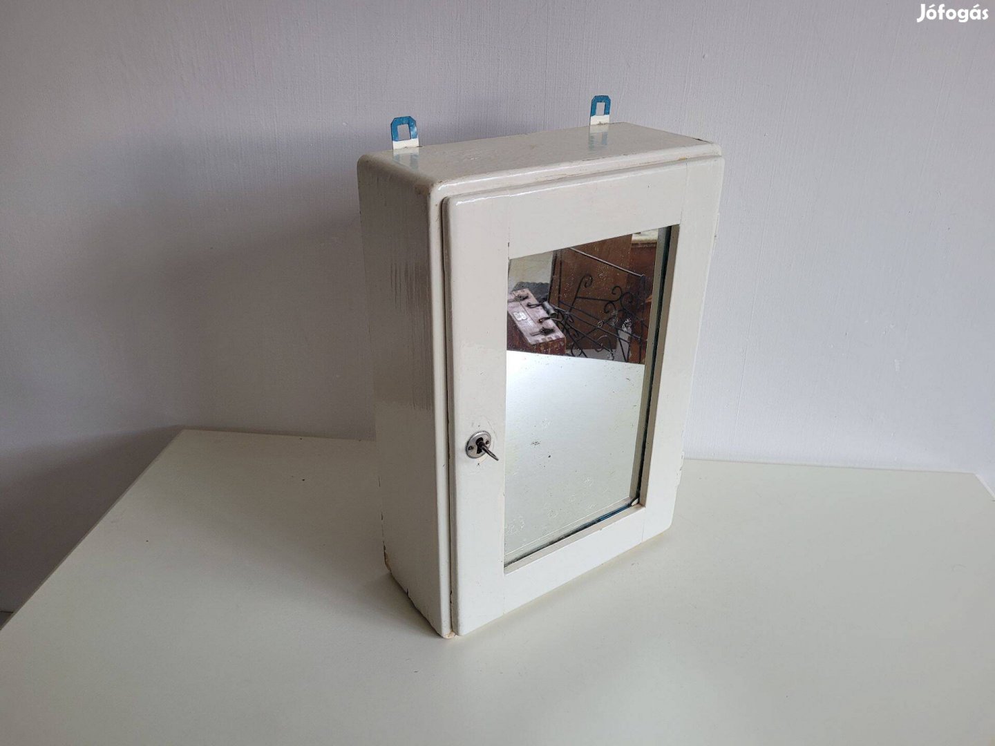 Régi tükrös polcos fa faliszekrény vintage fali szekrény