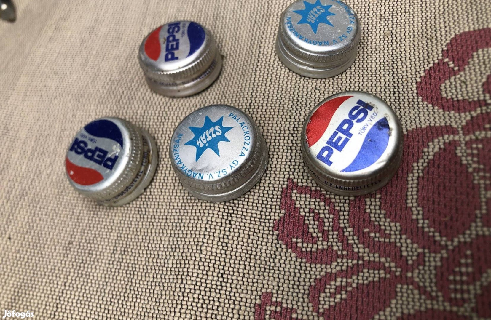 Régi üdítős üveg kupak 500 Ft db