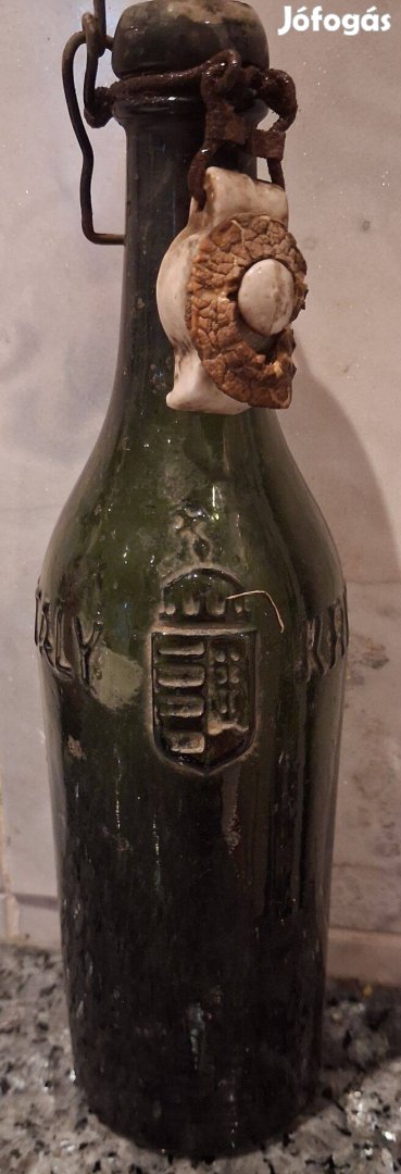 Régi üvegek gyüjtőknek