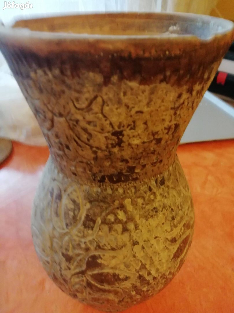 Régi váza eladó Bp 17 ker méret a képeken