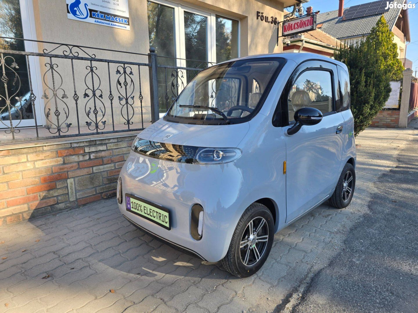 Relive Mopedautó elektromos