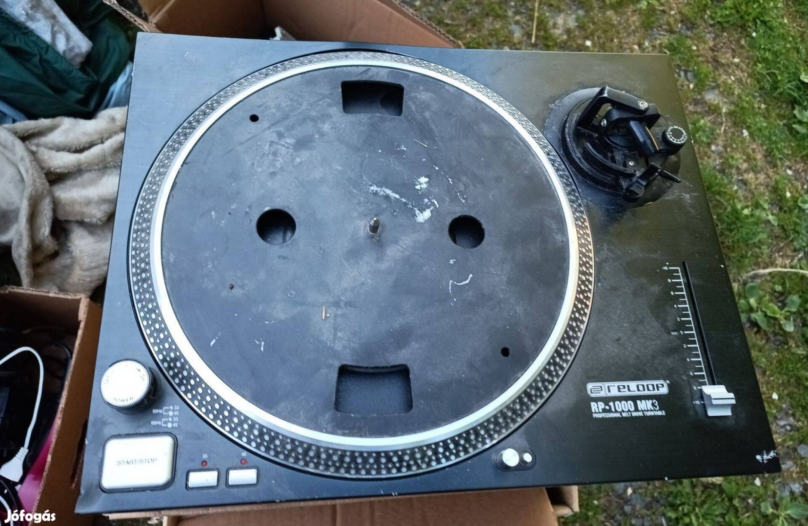 Reloop RP-1000 lemezjátszó