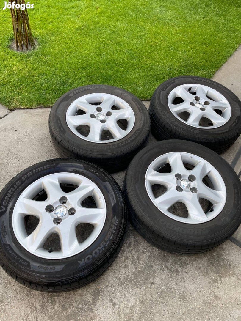 Remek nyári szett 4x100 osztóra 15" mérettoyota Corolláról