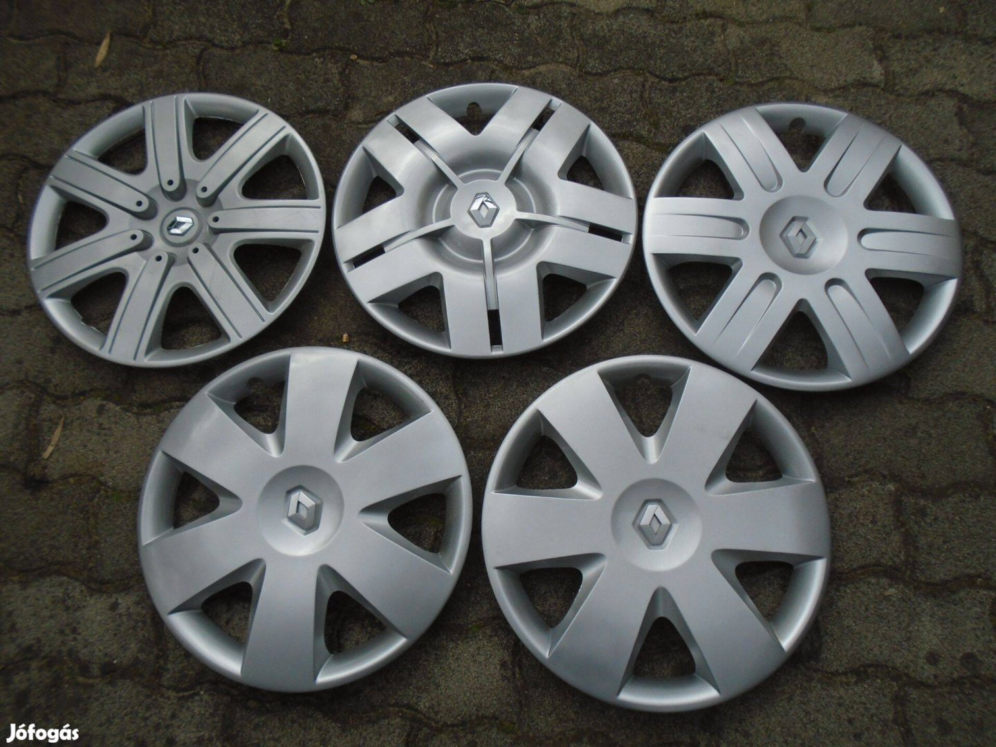 Renault 16" gyári dísztárcsa 1-1 db eladó