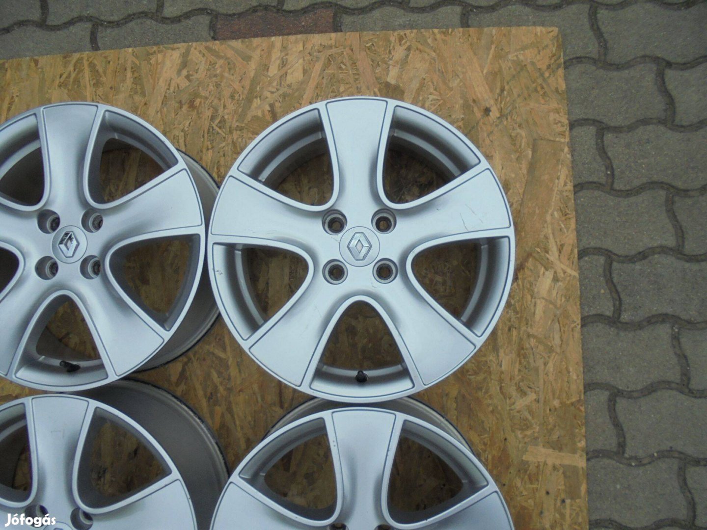 Renault 16-os gyári alufelni eladó