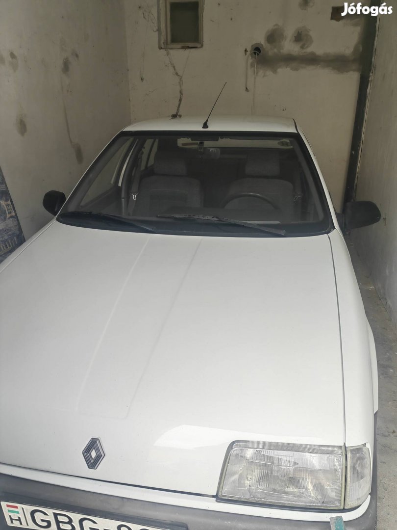 Renault 19 Chamade Limuzin elado.