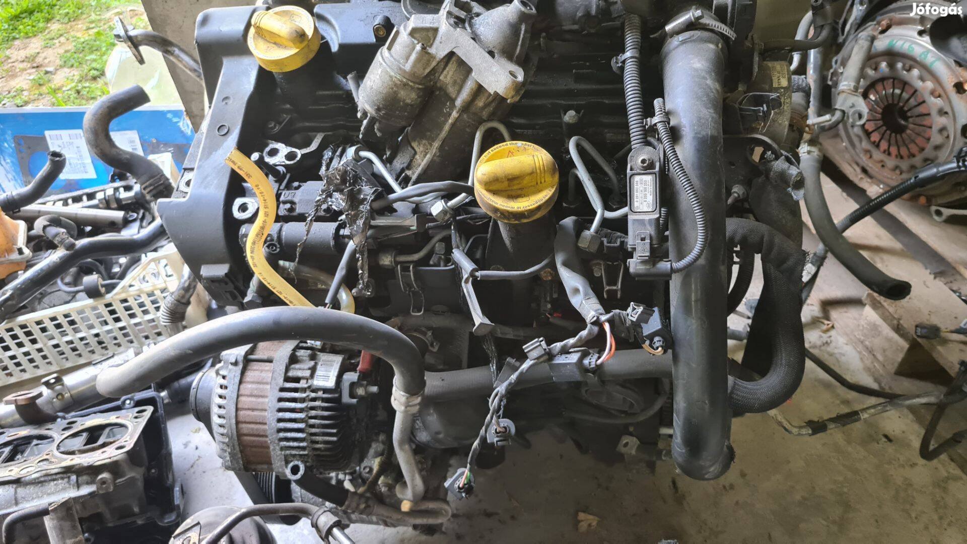 Renault 1.5 DCI motor. K9K G 832