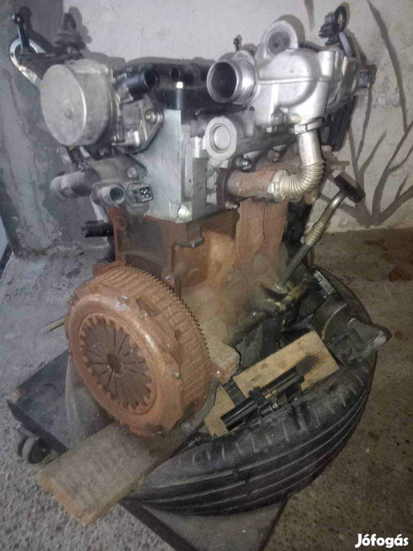 Renault 1.5 DCI motor k9k 700