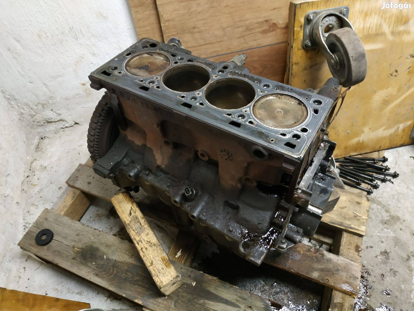 Renault 1,6 benvin K4M motorblokk eladó
