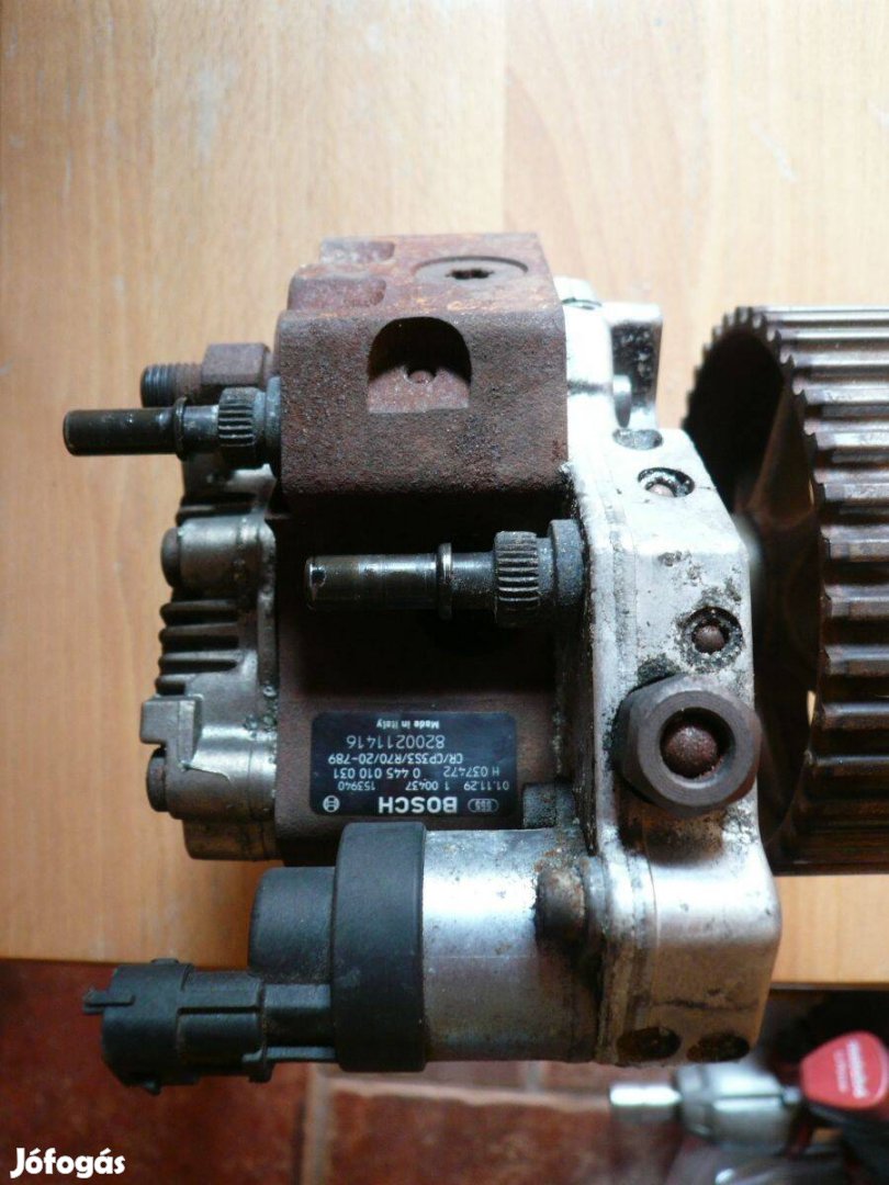 Renault 1,9DCI magasnyomású pumpa szivattyú Bosch 8200211416