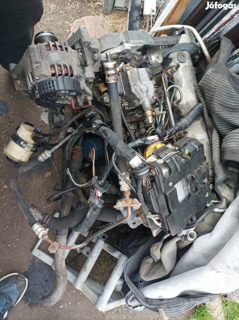 Renault 1.9dti motor 120 ekm komplett