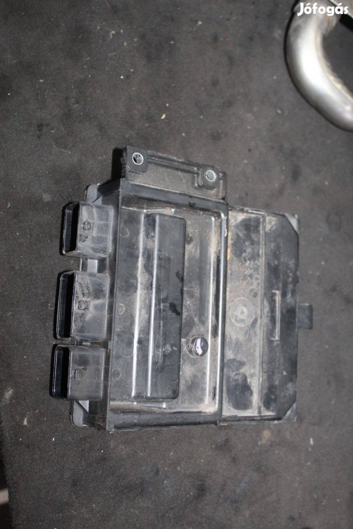Renault 2007 1.5DCI motorvezérlő elektronika 8200399038
