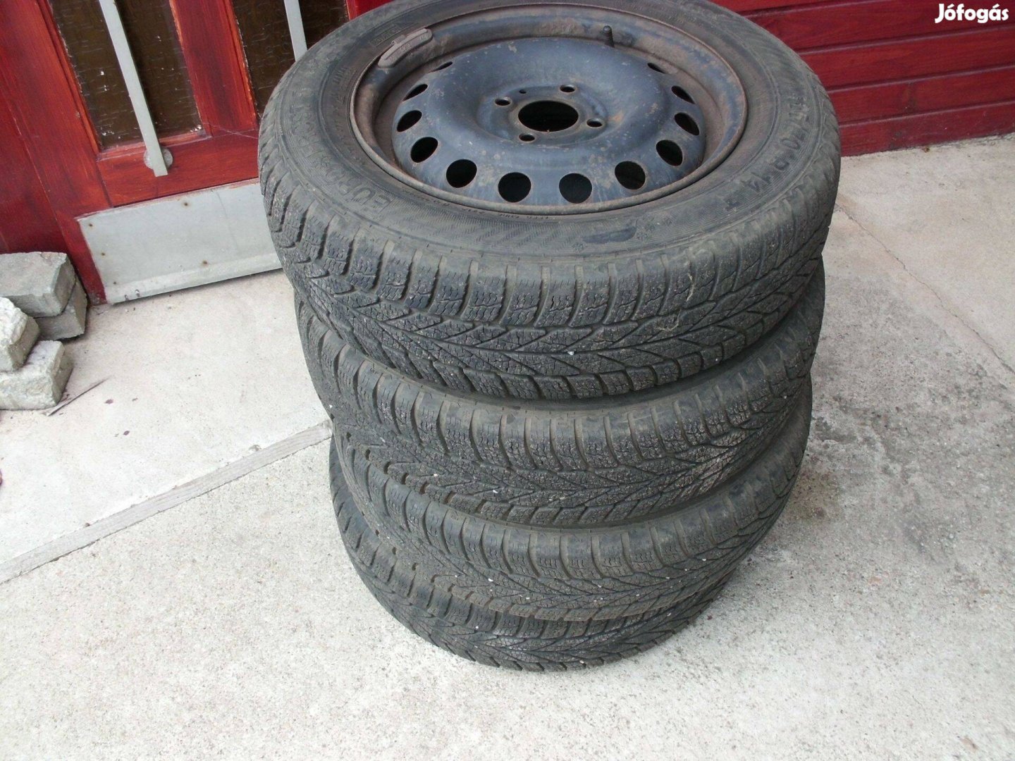 Renault 4x100 165/70R14