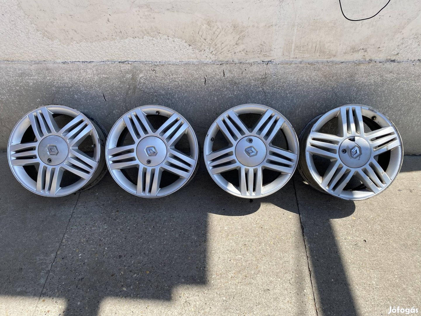 Renault Alu felni szett 4x100 16-os